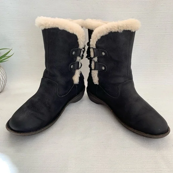 UGG Akadia Black Suede Leather Sherpa Lined Boots Women's 8 - Picture 9 of 15
